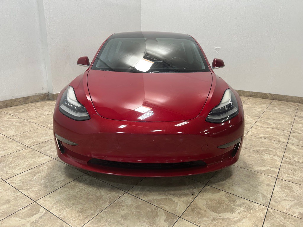 2018 Tesla Model 3 Image 2