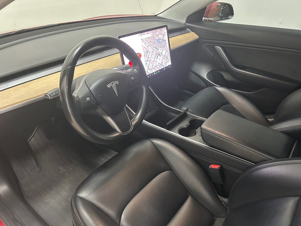 2018 Tesla Model 3 Image 17