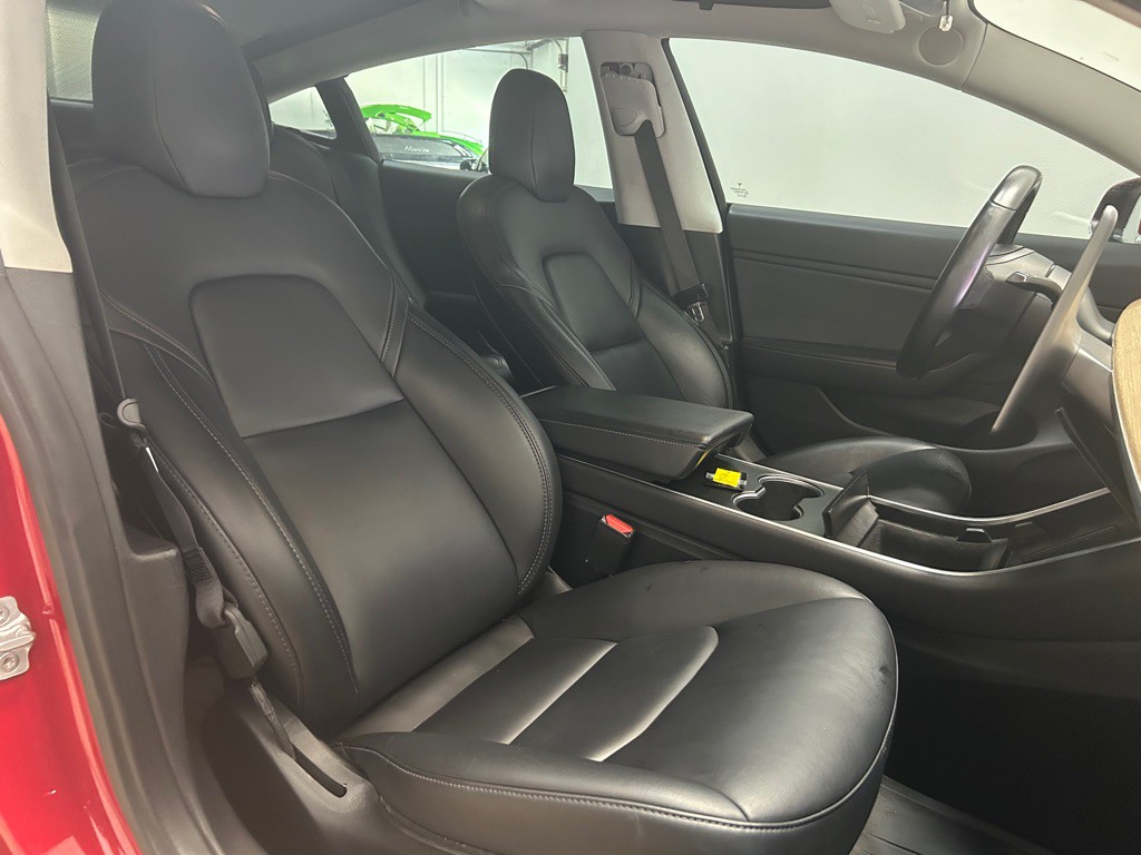 2018 Tesla Model 3 Image 22