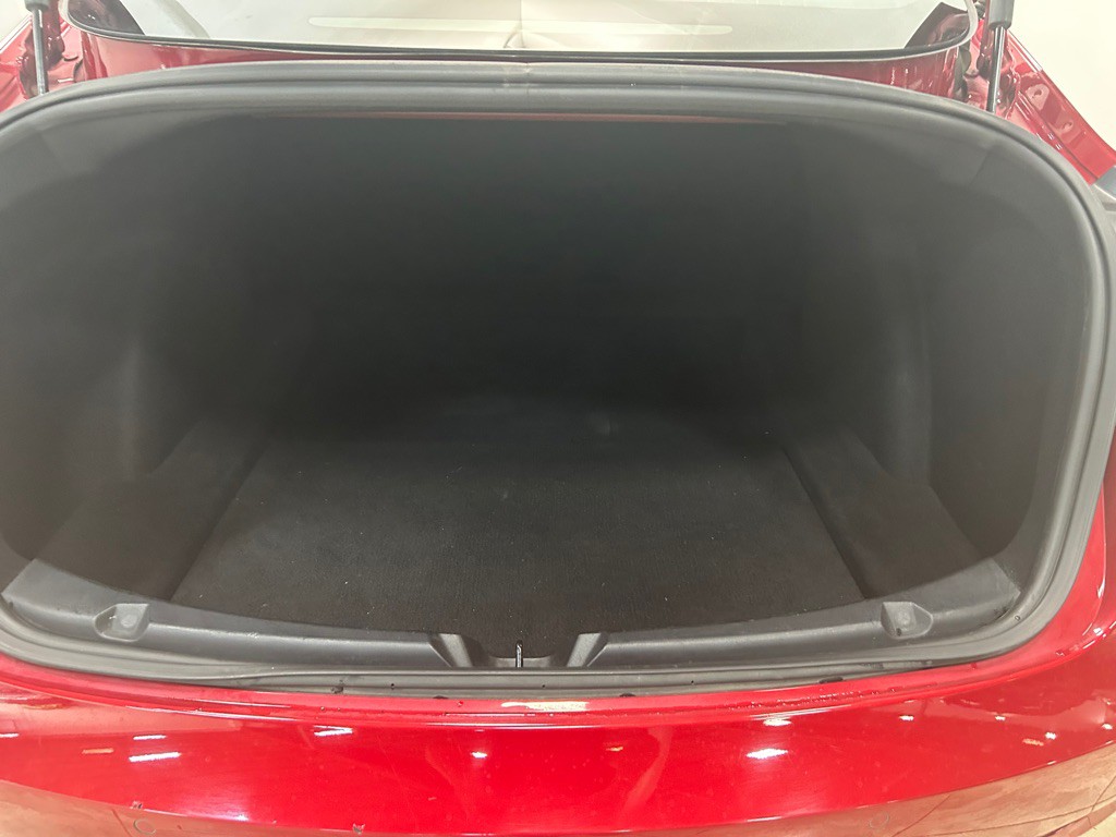 2018 Tesla Model 3 Image 32