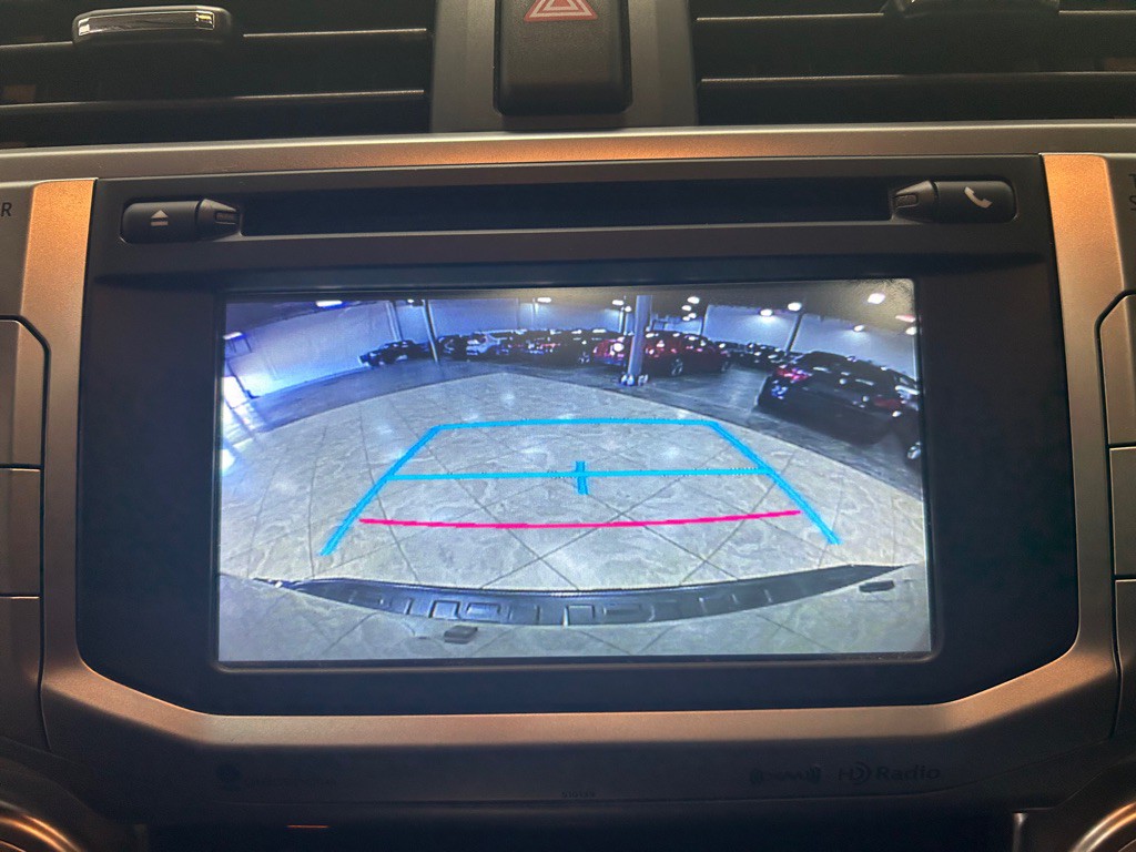 2016 Toyota 4Runner Image 26