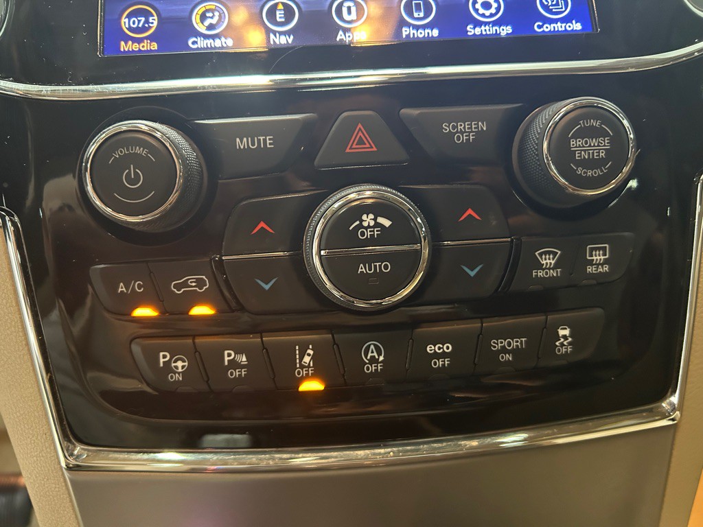 2020 Jeep Grand Cherokee Image 23