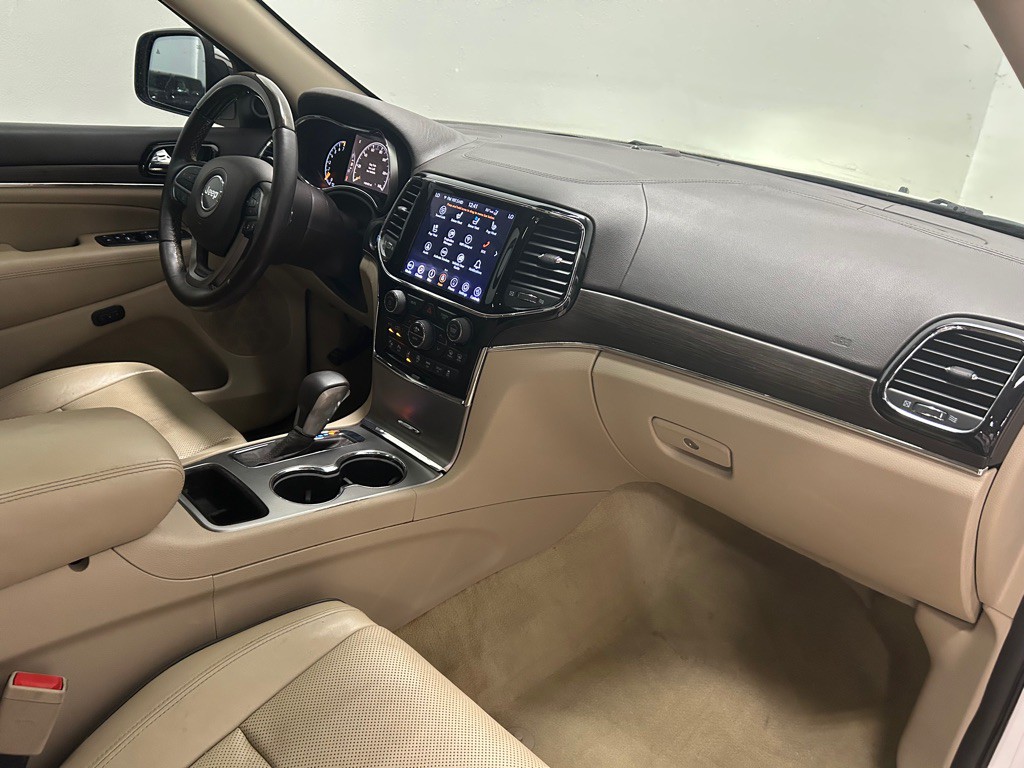 2020 Jeep Grand Cherokee Image 32