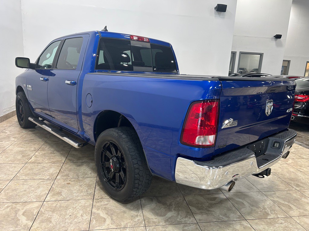 2015 RAM 1500 Image 9