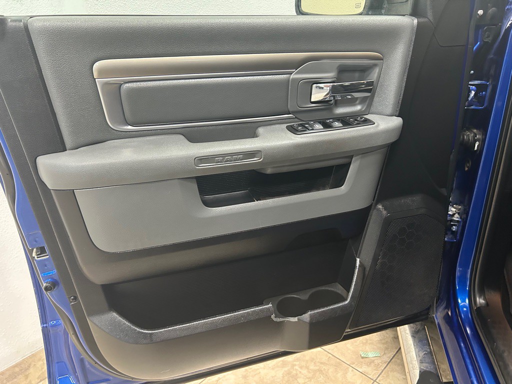 2015 RAM 1500 Image 17