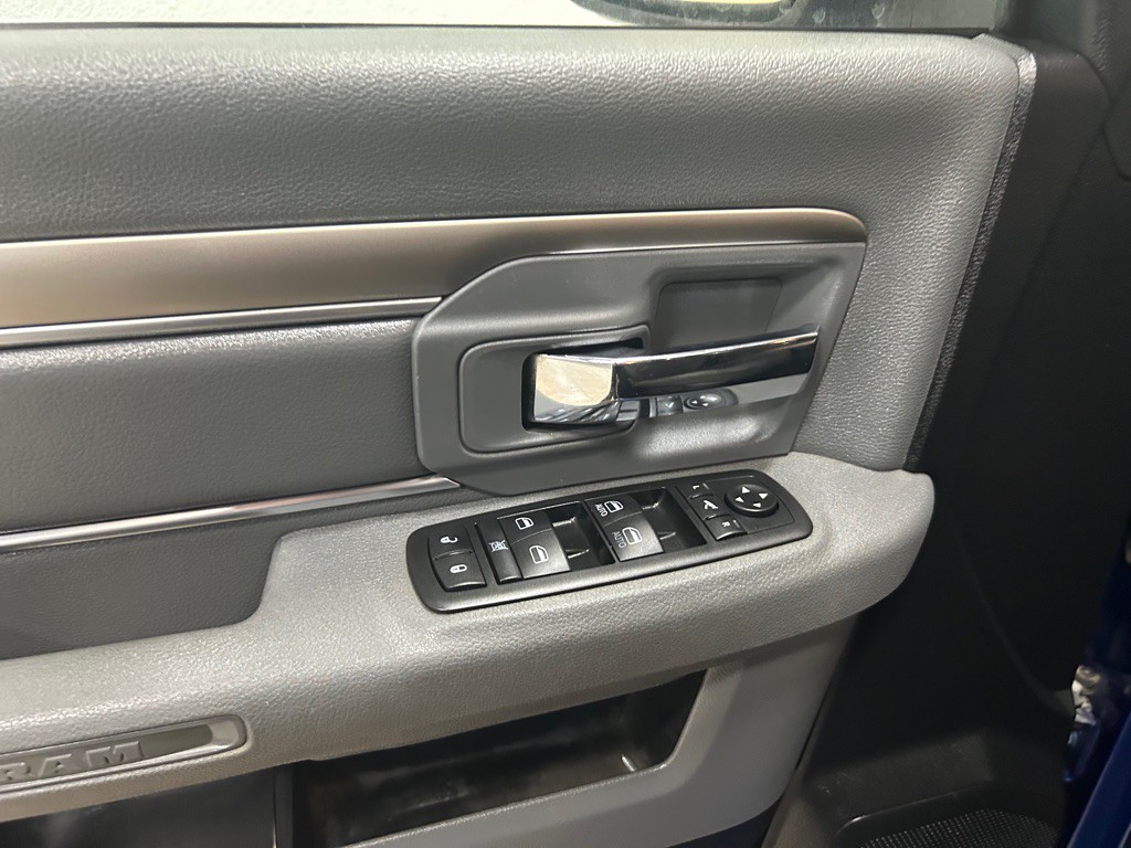 2015 RAM 1500 Image 18