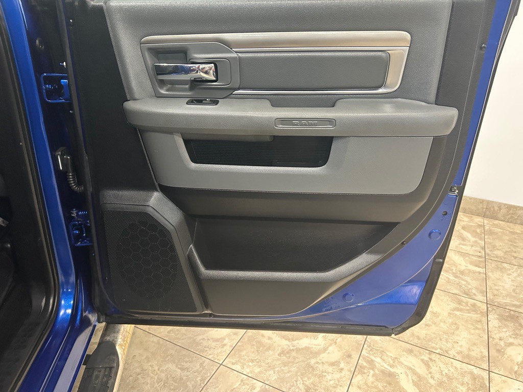 2015 RAM 1500 Image 42