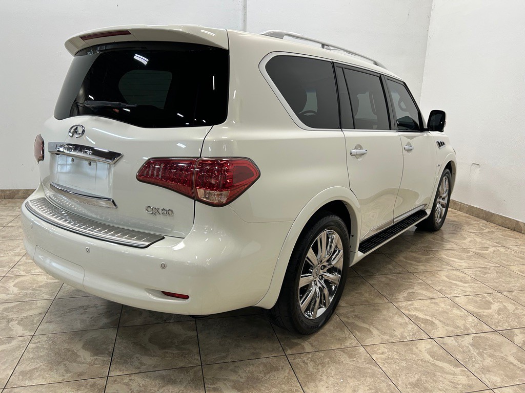 2014 INFINITI QX80 Image 7