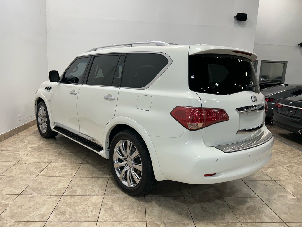 2014 INFINITI QX80 Image 8