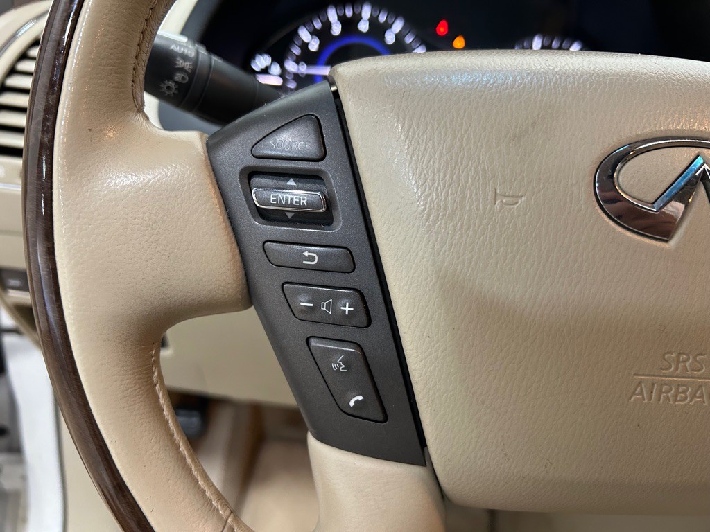 2014 INFINITI QX80 Image 20