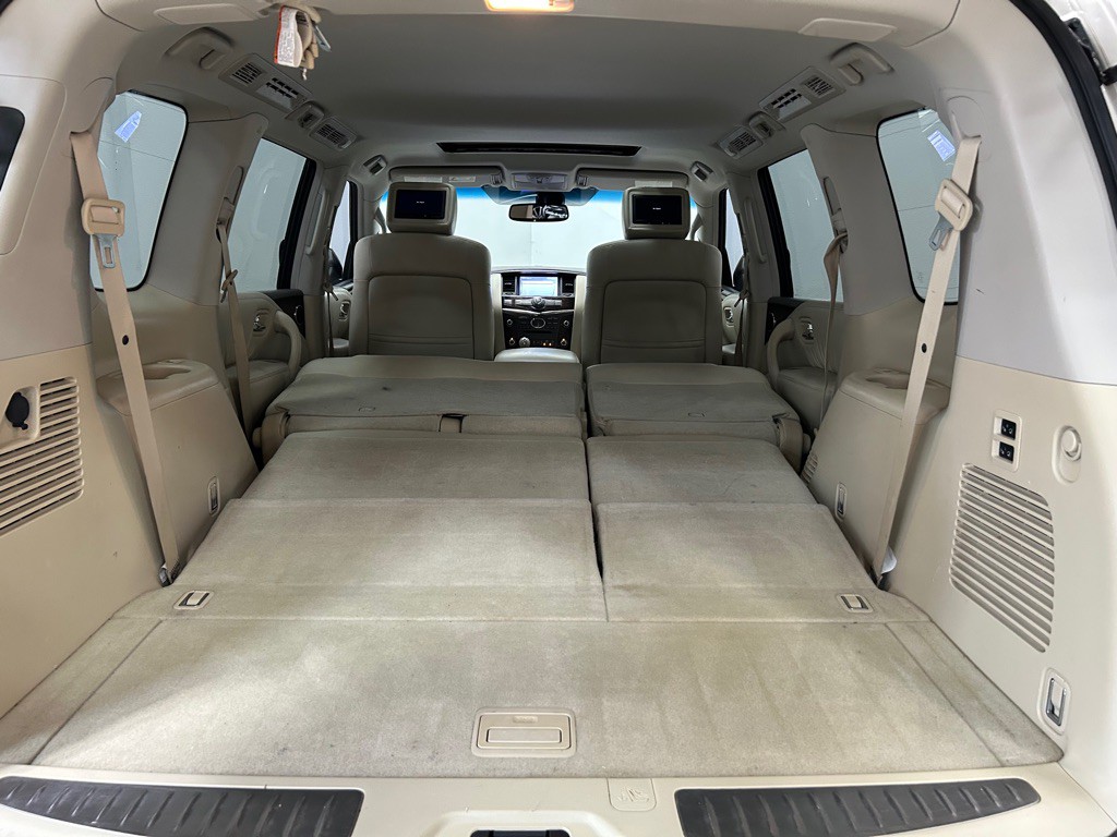 2014 INFINITI QX80 Image 46