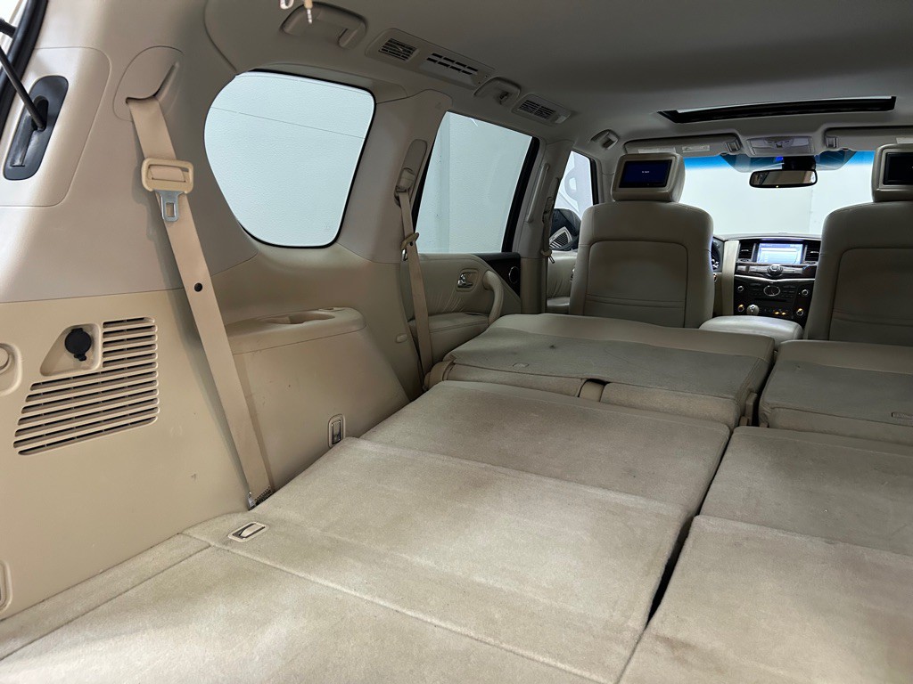 2014 INFINITI QX80 Image 48