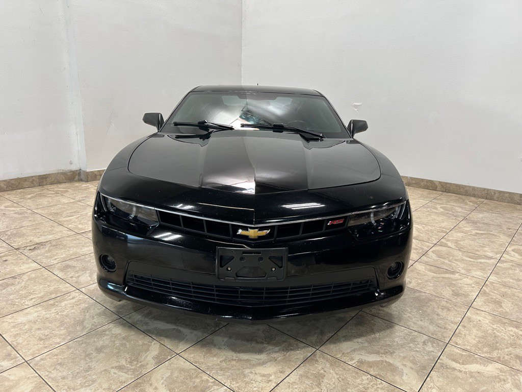 2015 Chevrolet Camaro Image 2