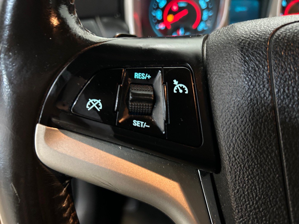 2015 Chevrolet Camaro Image 14