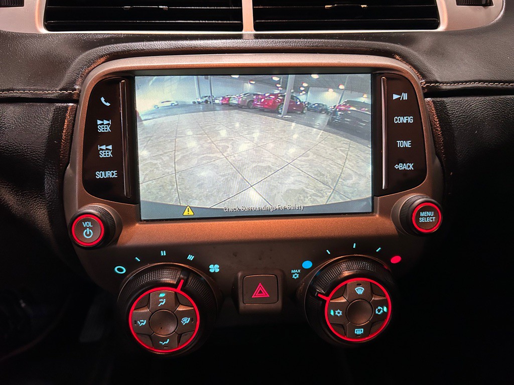 2015 Chevrolet Camaro Image 18