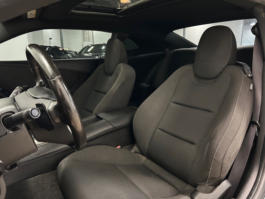 2015 Chevrolet Camaro Image 21