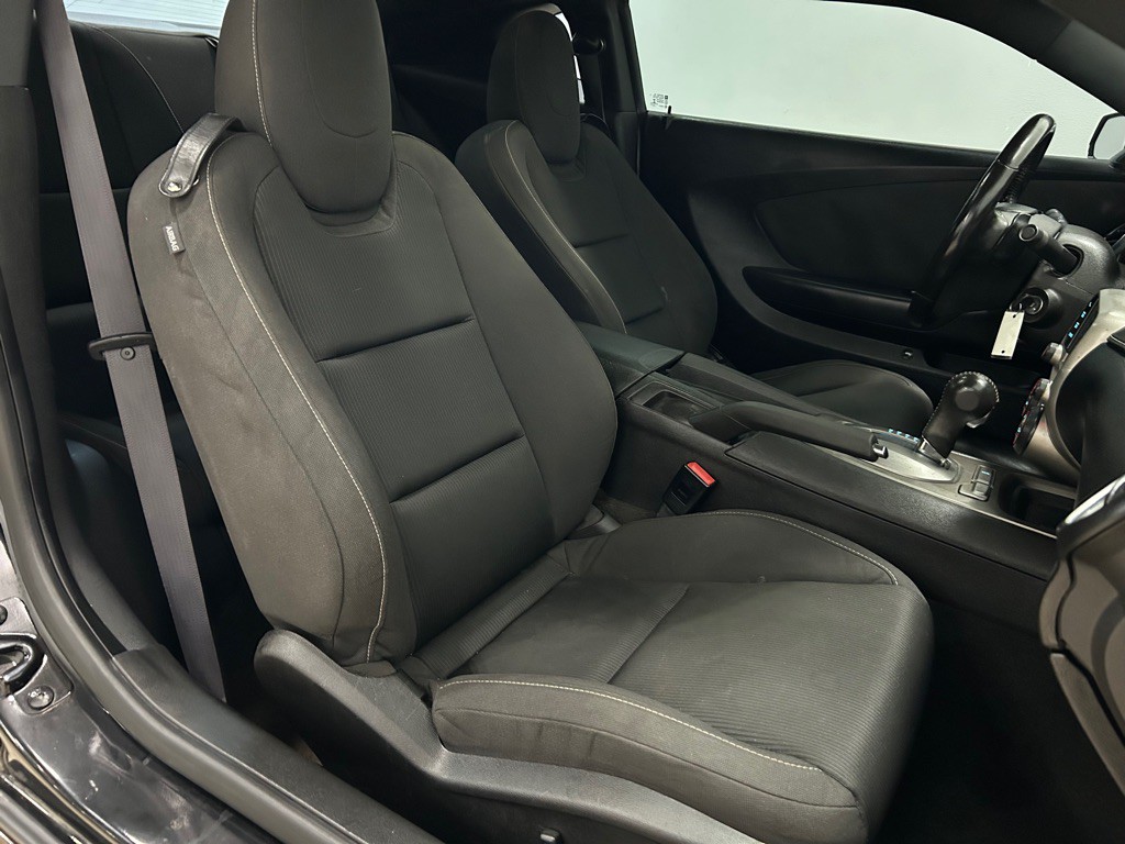 2015 Chevrolet Camaro Image 25