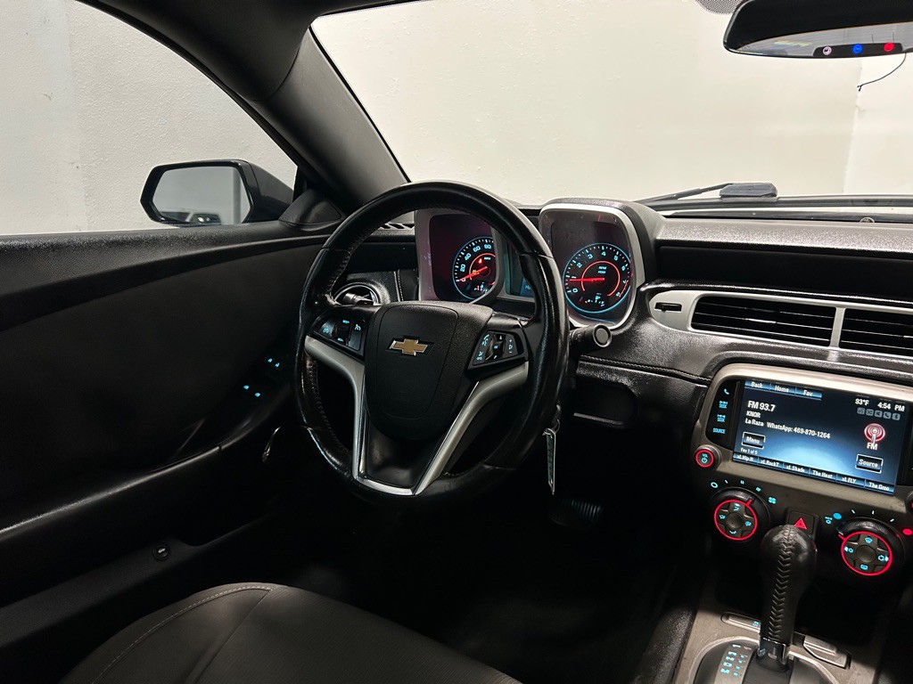 2015 Chevrolet Camaro Image 26