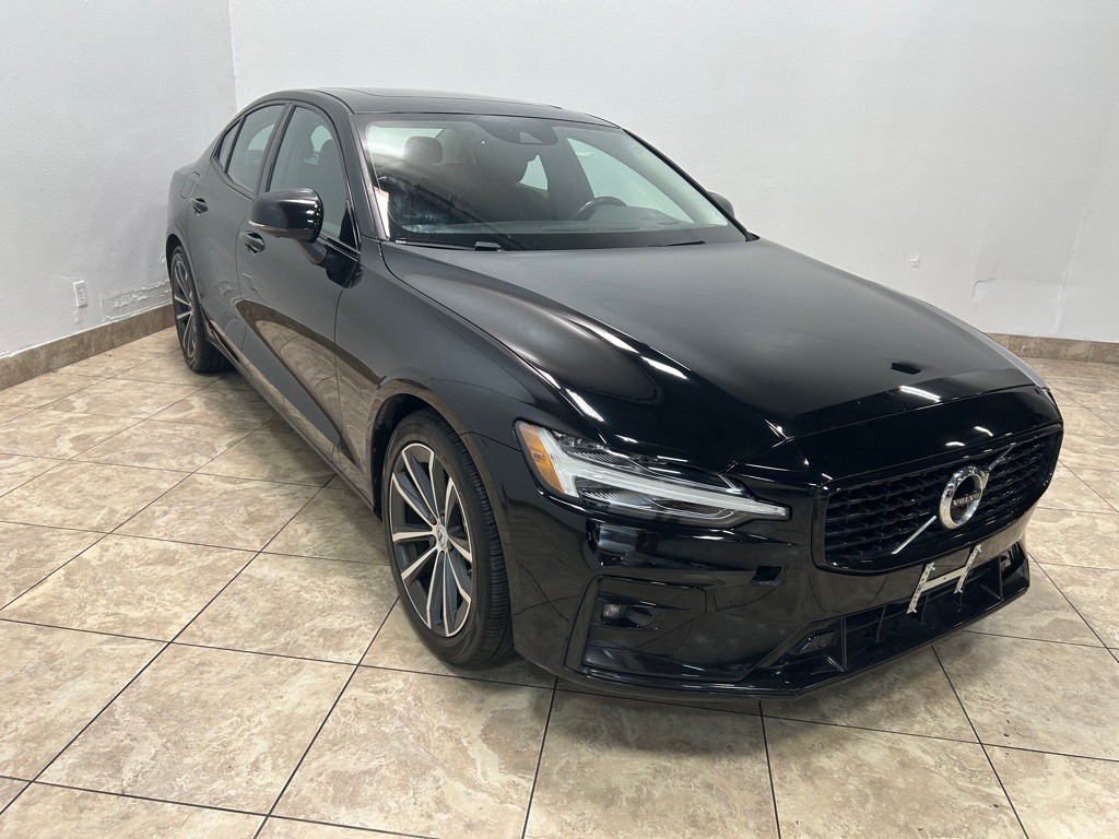 2022 Volvo S60 Image 4