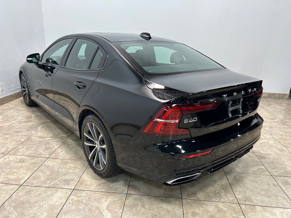 2022 Volvo S60 Image 8