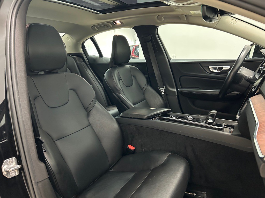 2022 Volvo S60 Image 29