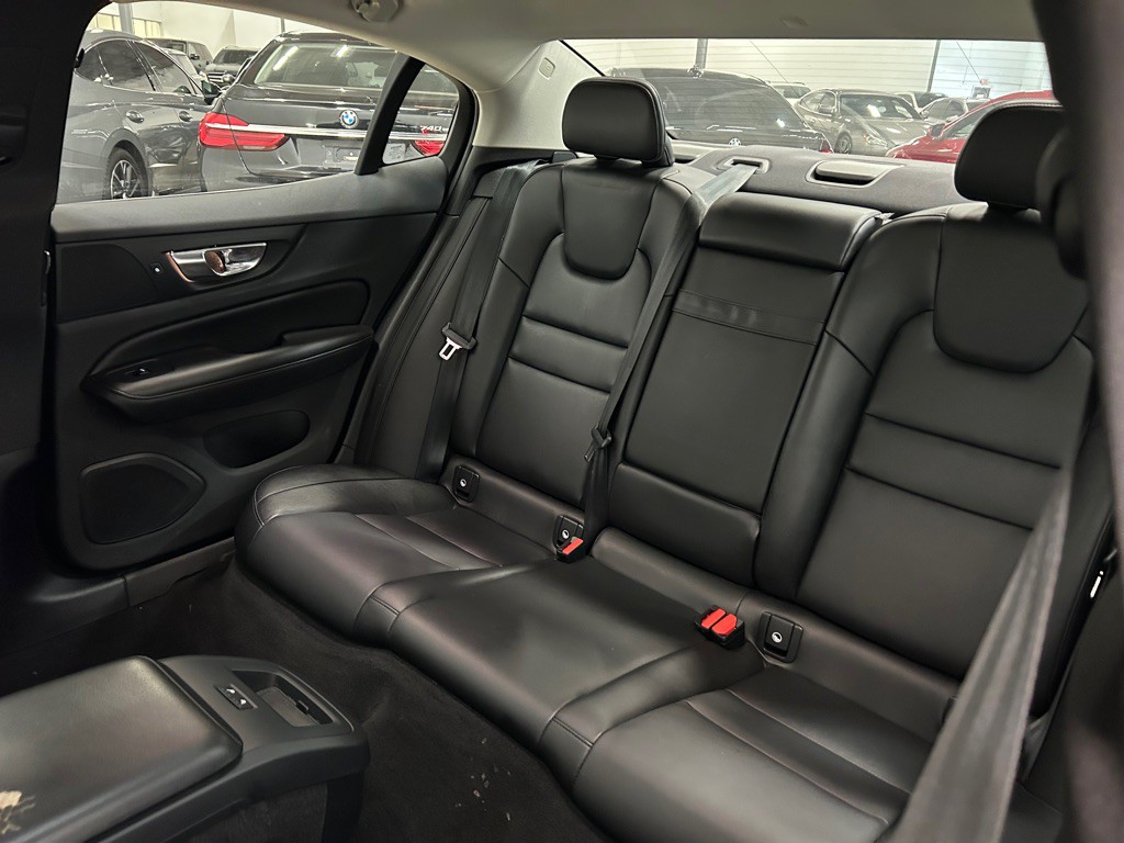 2022 Volvo S60 Image 35