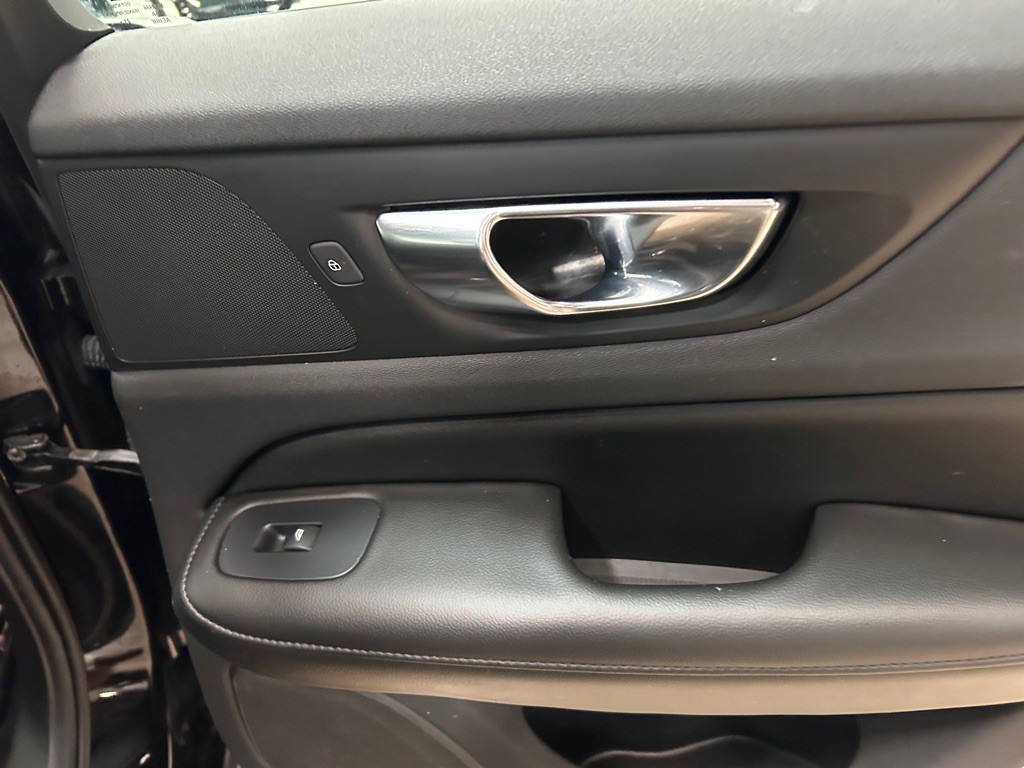 2022 Volvo S60 Image 37