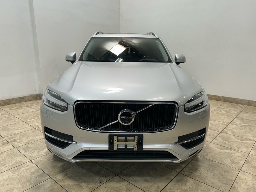 2018 Volvo XC90 Image 2