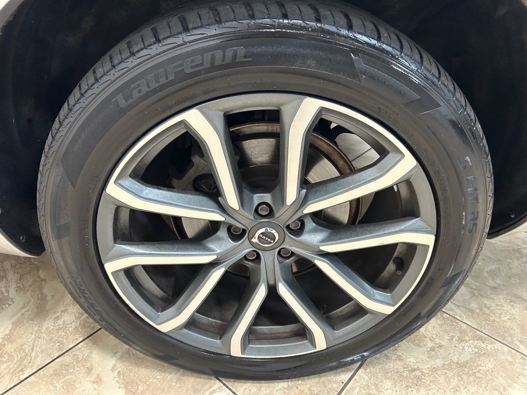 2018 Volvo XC90 Image 14