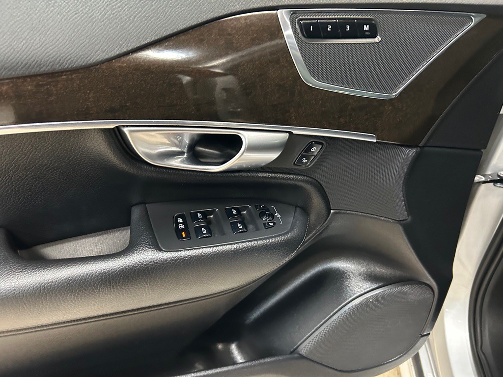 2018 Volvo XC90 Image 17