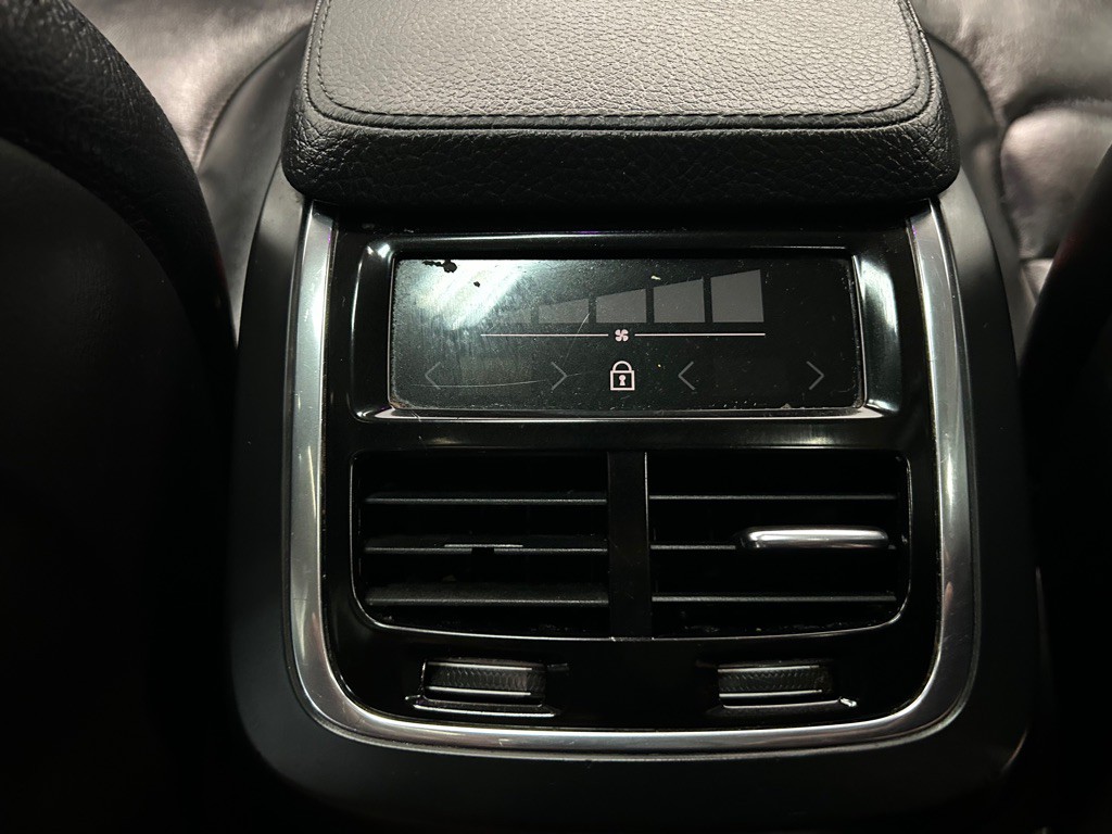 2018 Volvo XC90 Image 34