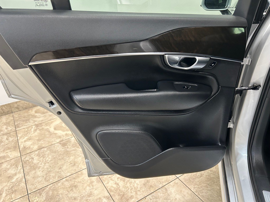 2018 Volvo XC90 Image 35