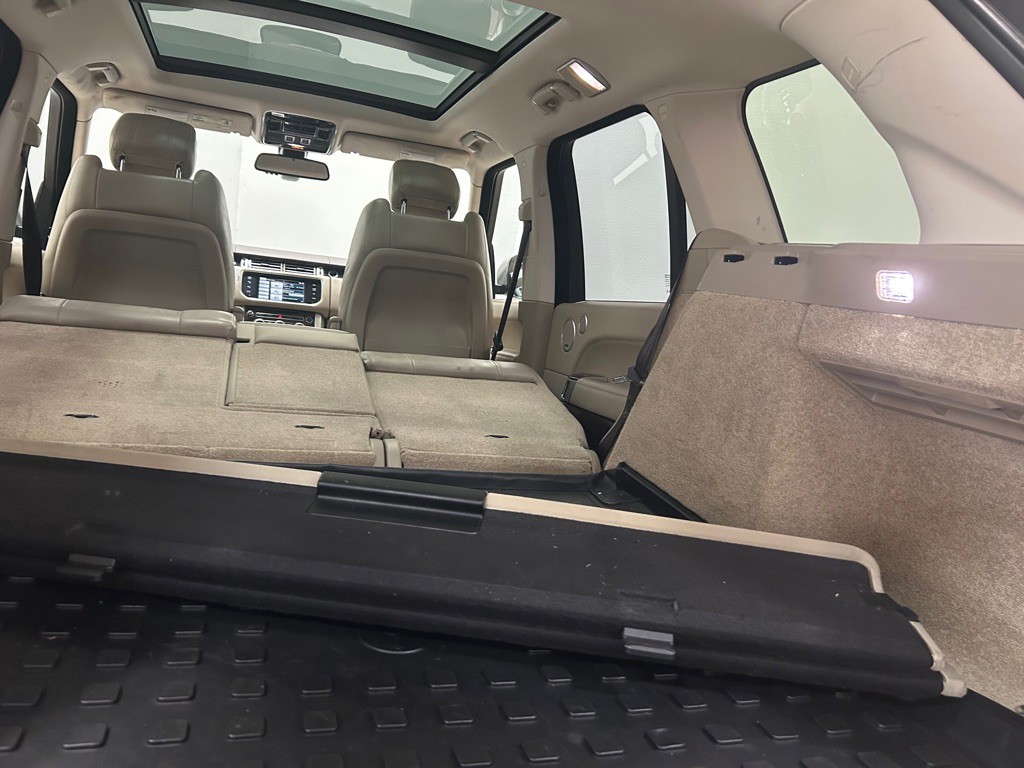 2015 Land Rover Range Rover Image 42