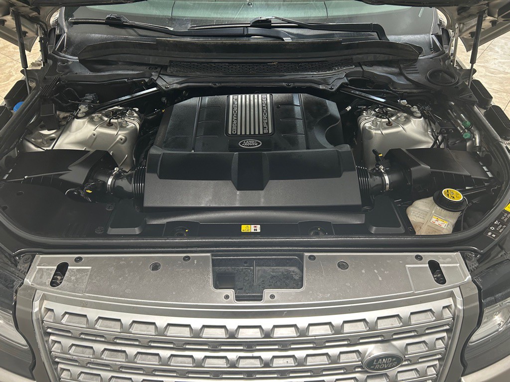 2015 Land Rover Range Rover Image 43