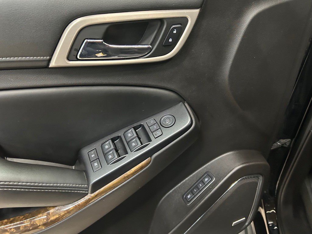 2015 GMC Yukon Image 17