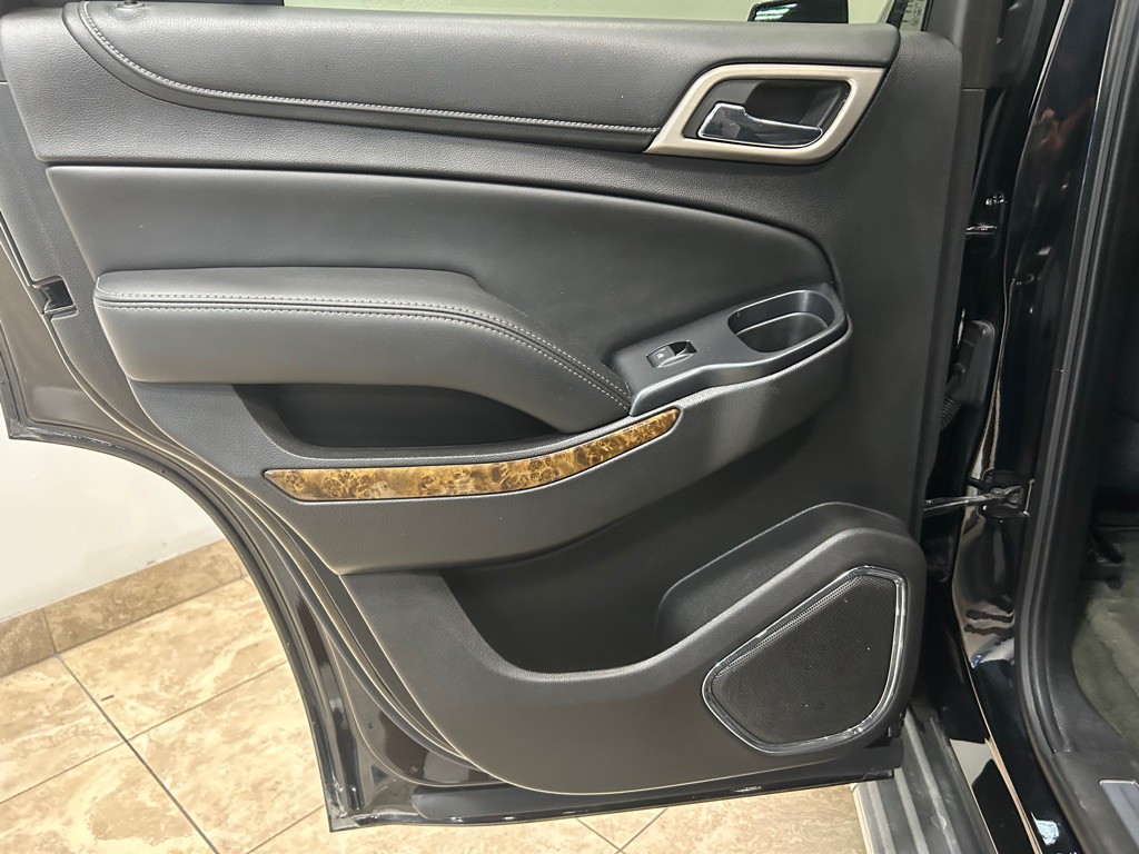 2015 GMC Yukon Image 40