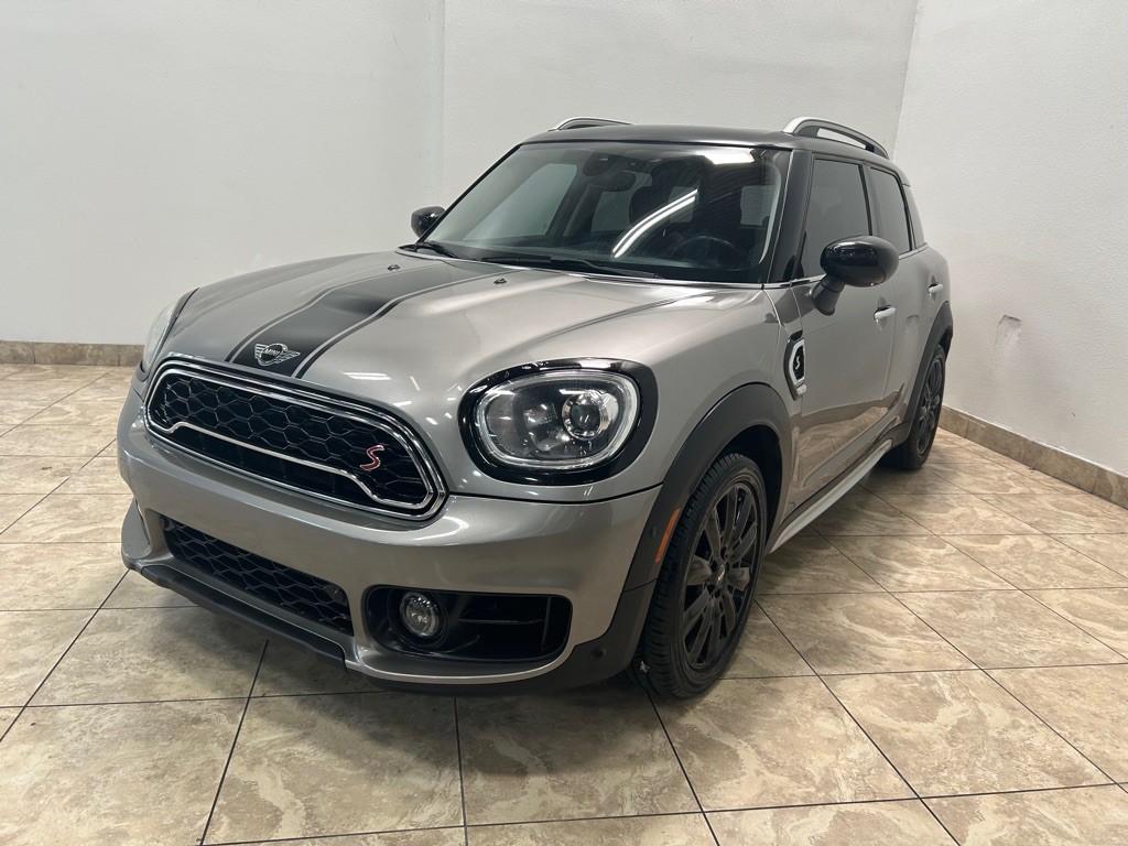 2020 MINI Countryman Image 1