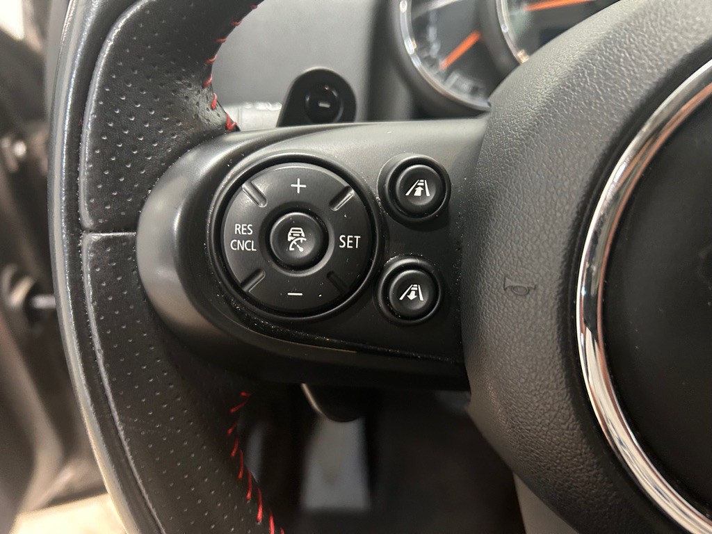 2020 MINI Countryman Image 21