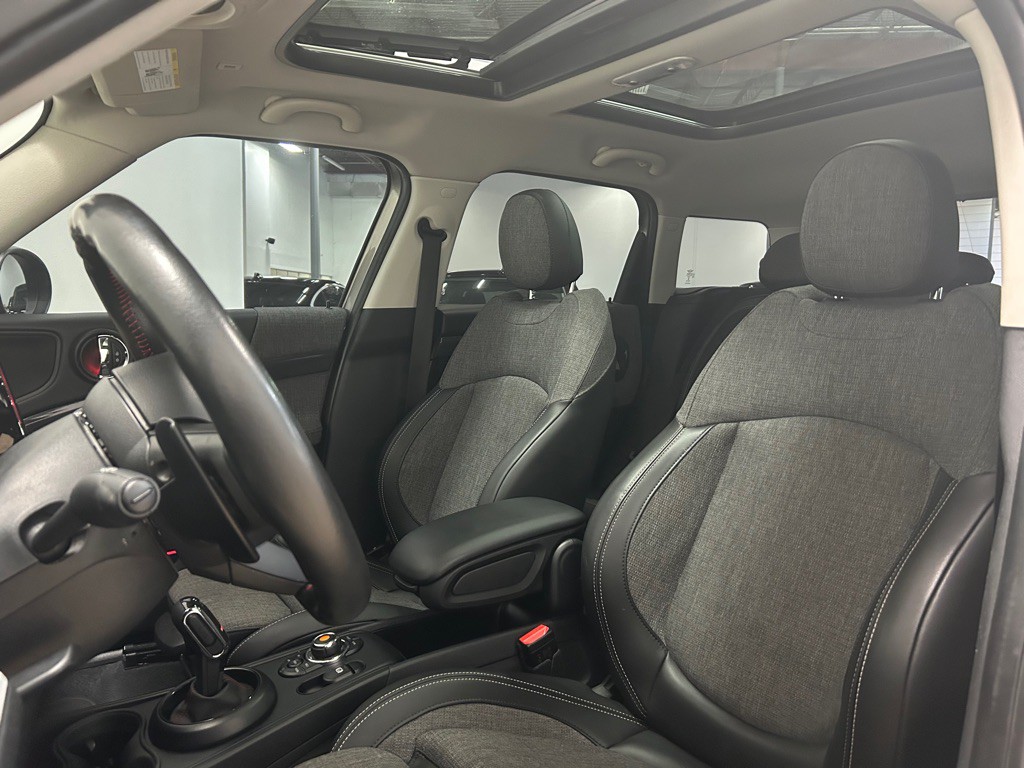 2020 MINI Countryman Image 30