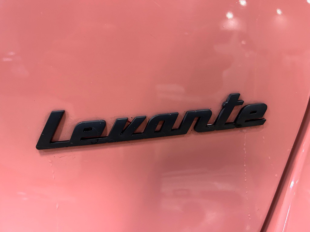 2017 Maserati Levante Image 11