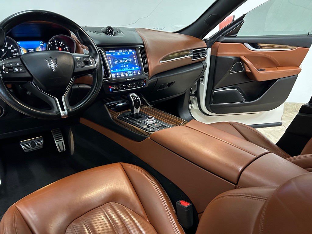 2017 Maserati Levante Image 13