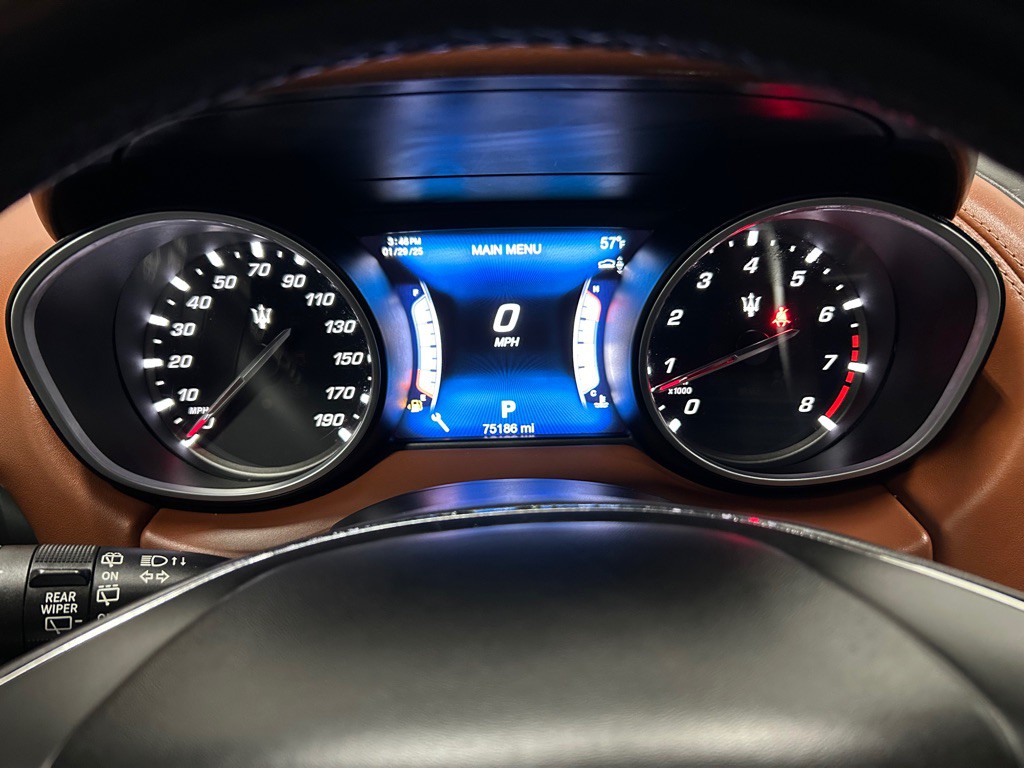 2017 Maserati Levante Image 30