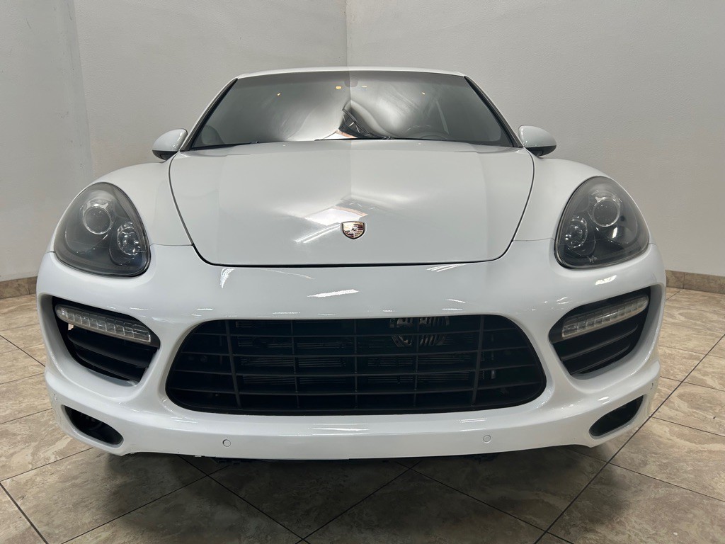 2014 Porsche Cayenne Image 3