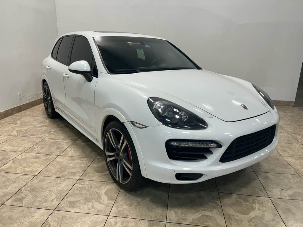 2014 Porsche Cayenne Image 5