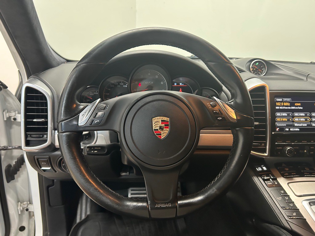 2014 Porsche Cayenne Image 18