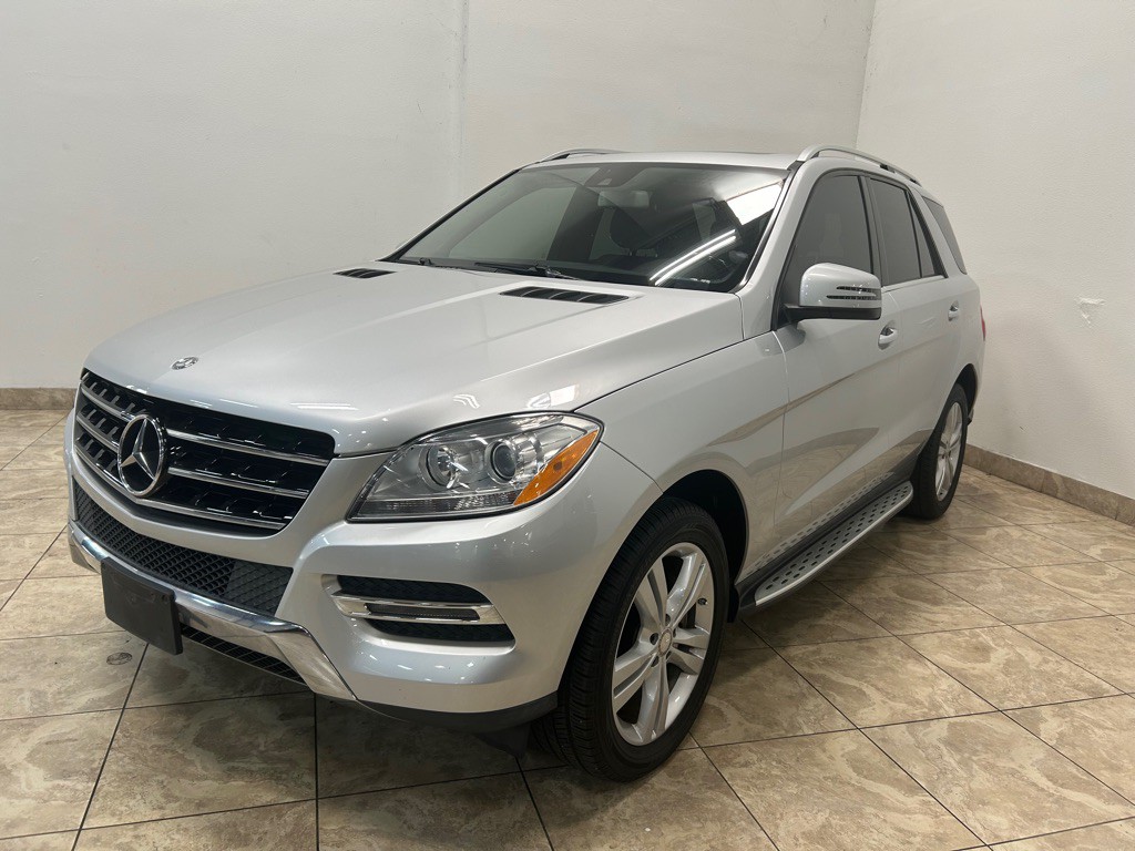 2015 Mercedes-Benz M-Class Image 1