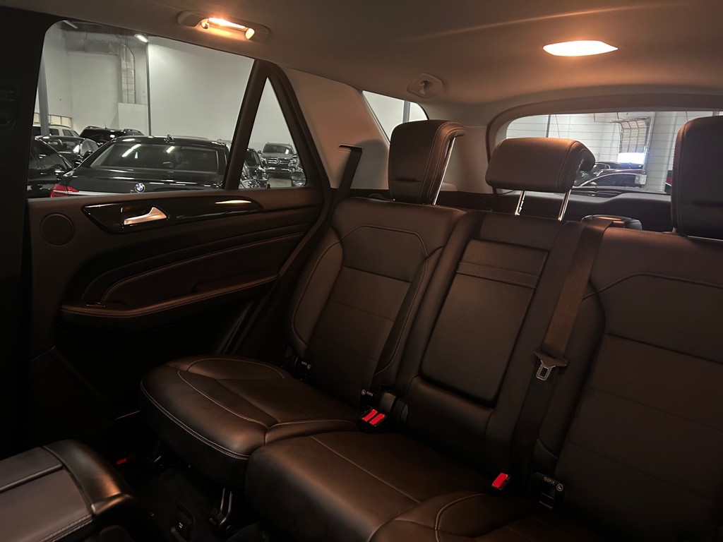2015 Mercedes-Benz M-Class Image 37