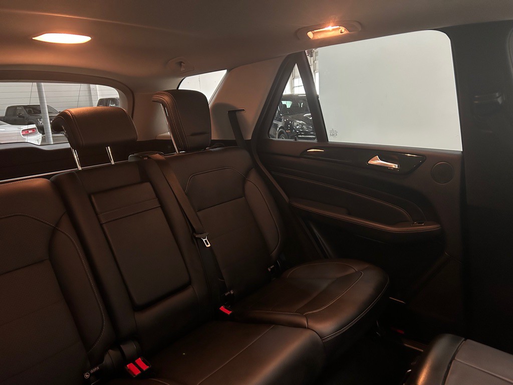 2015 Mercedes-Benz M-Class Image 41