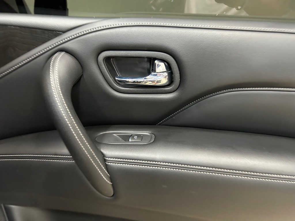 2020 INFINITI QX80 Image 36