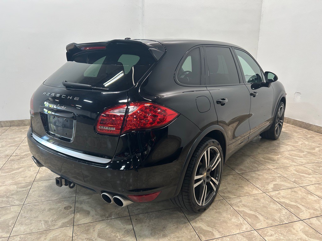 2013 Porsche Cayenne Image 7